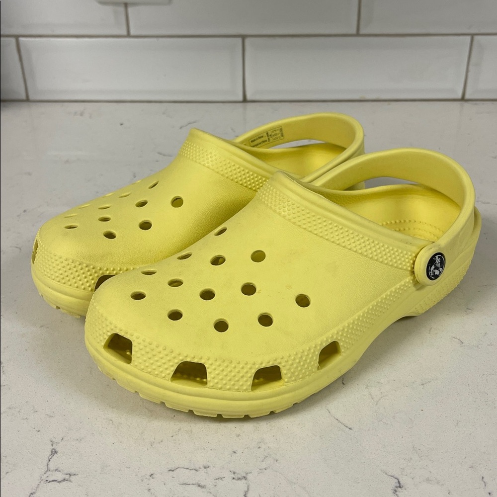 Crocs Kids' Classic Clog 204536 Yellow Size Junior 6